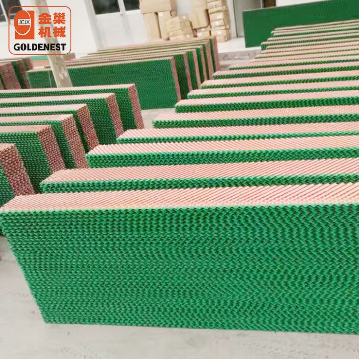 Chicken Farm Equipment Cooling Pad On Ground Chicken Farm Equipment Cooling Pad On Ground