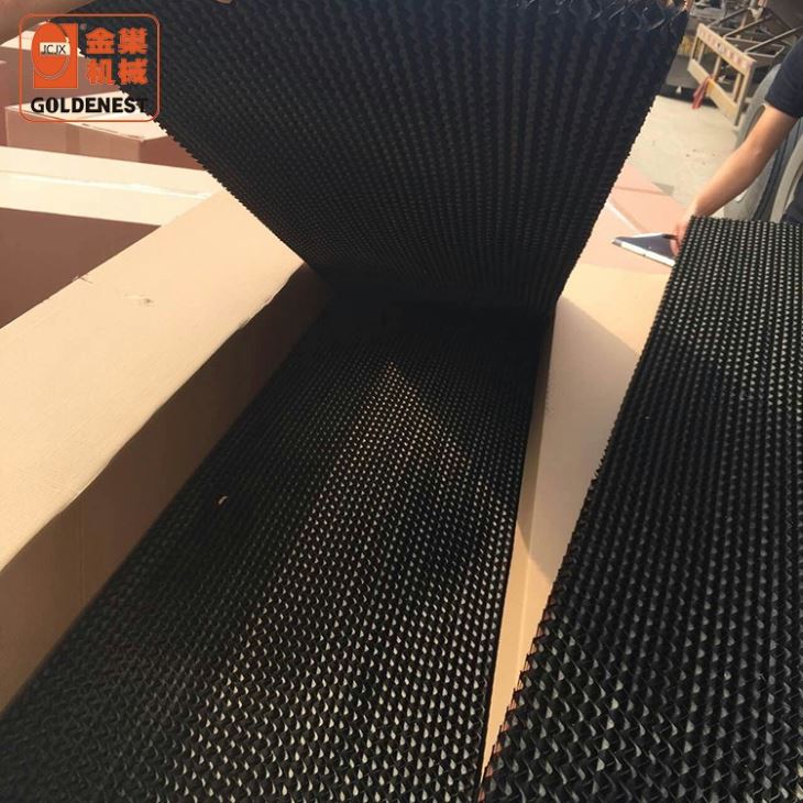 Chicken Farm Equipment Cooling Pad On Ground Chicken Farm Equipment Cooling Pad On Ground